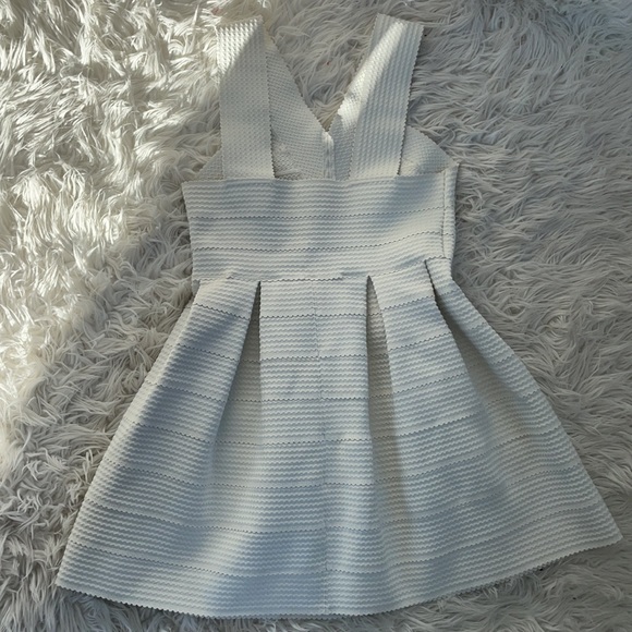 H&M White Dress - Picture 3 of 3